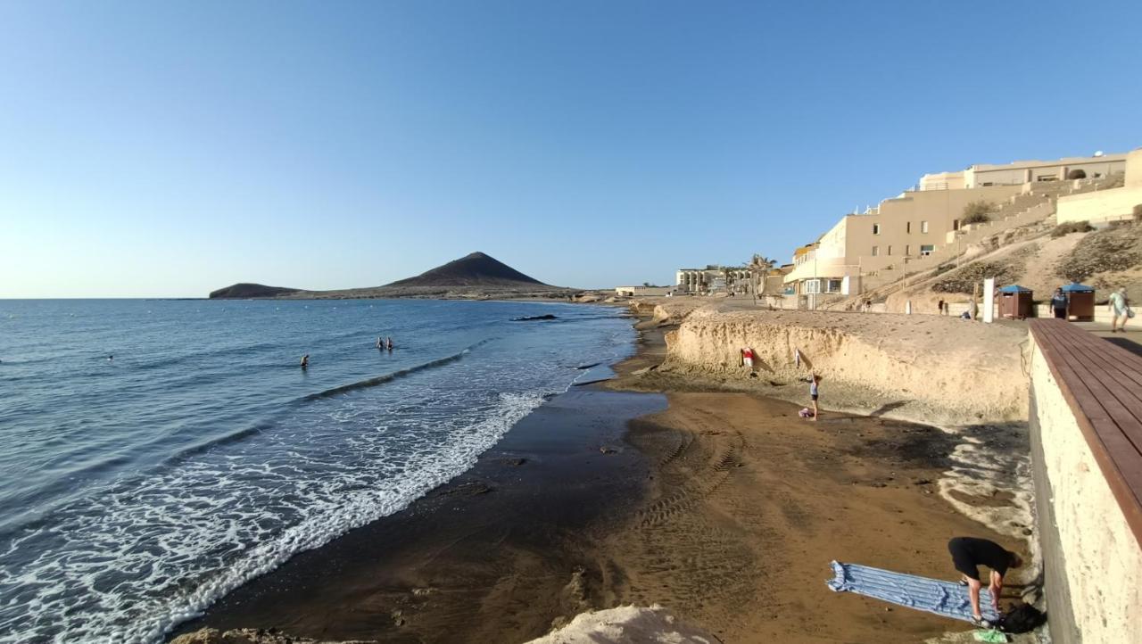Views Of El Medano Beach, Two Экстерьер фото